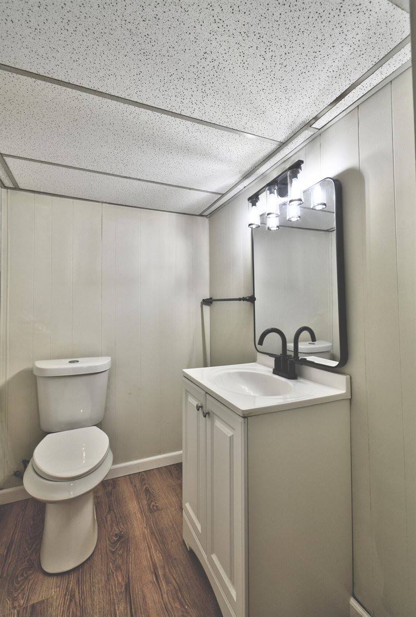 17360 Snowden Street, Detroit, MI 48235