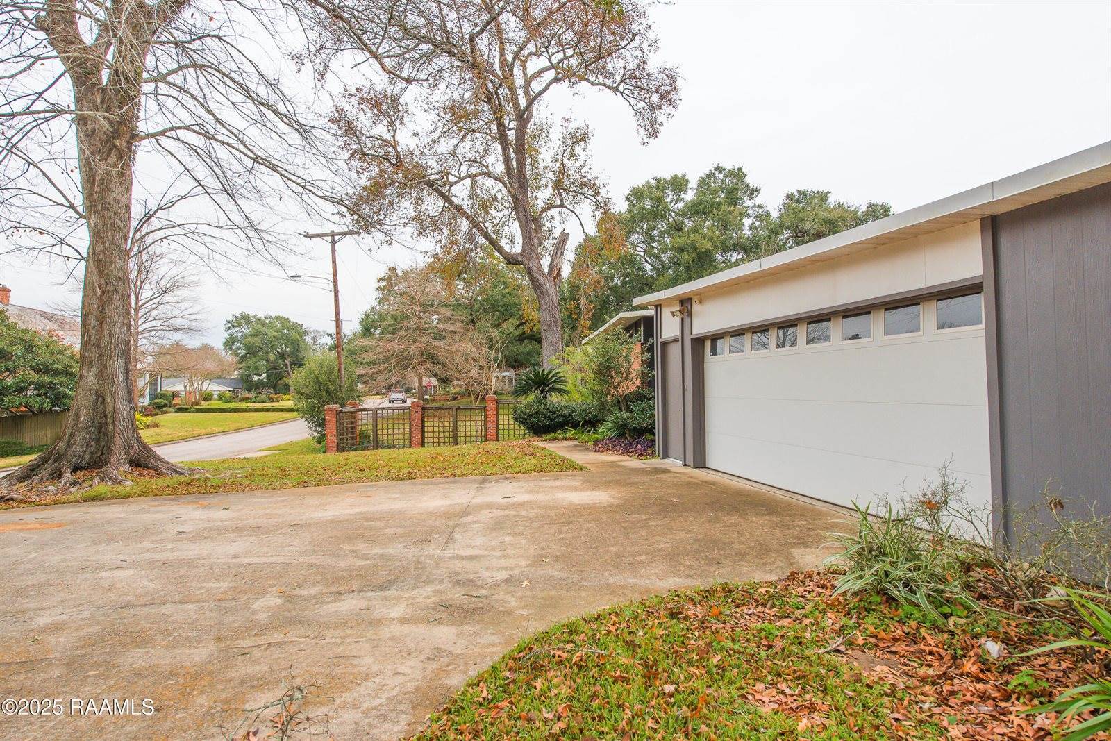 205 Bernice Avenue, Lafayette, LA 70503