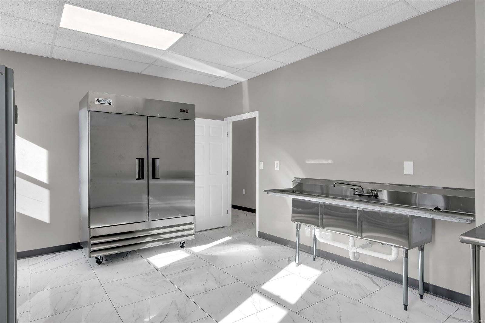 48 Kingsbury, Tolland, CT 06084