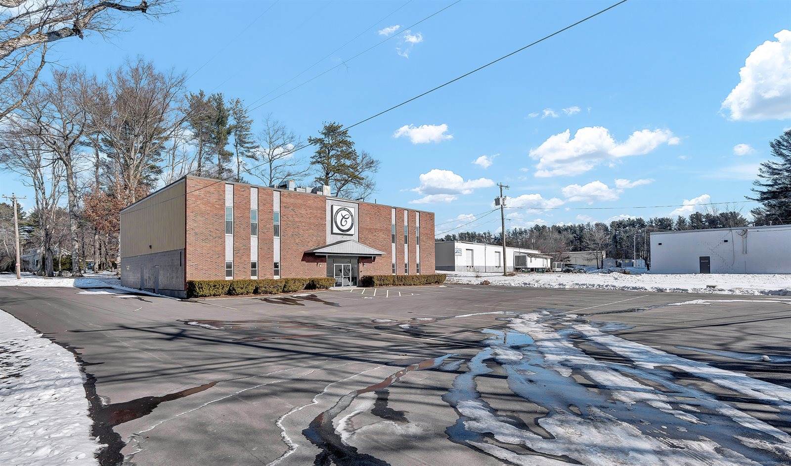 48 Kingsbury, Tolland, CT 06084