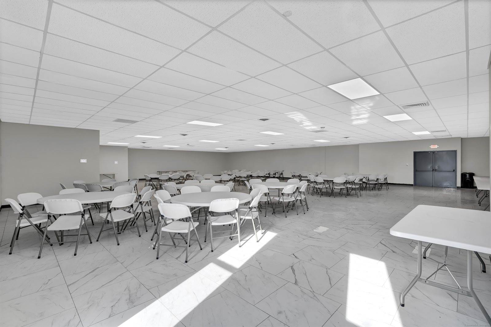 48 Kingsbury, Tolland, CT 06084