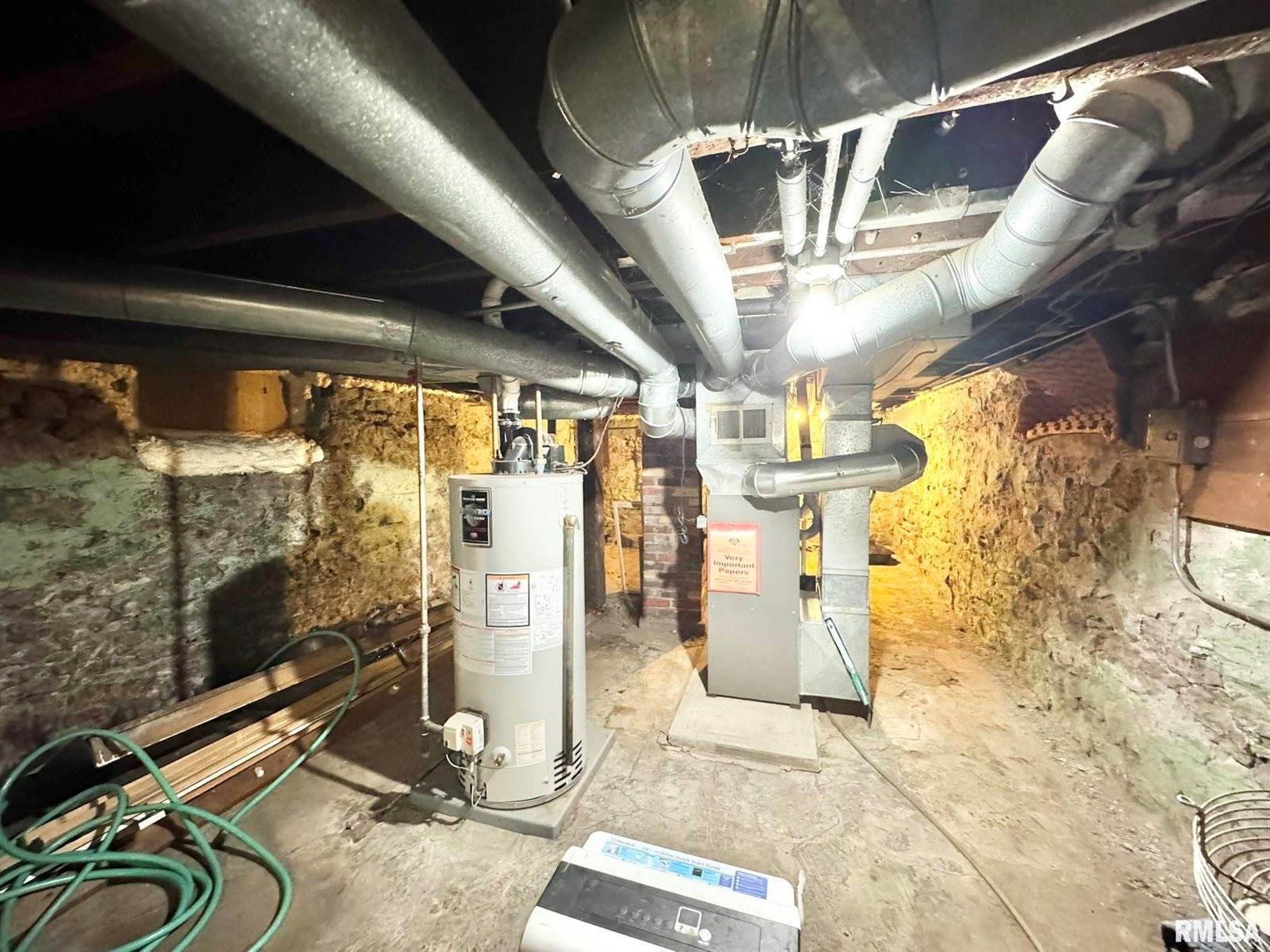 319 South Lincoln Avenue, Davenport, IA 52802