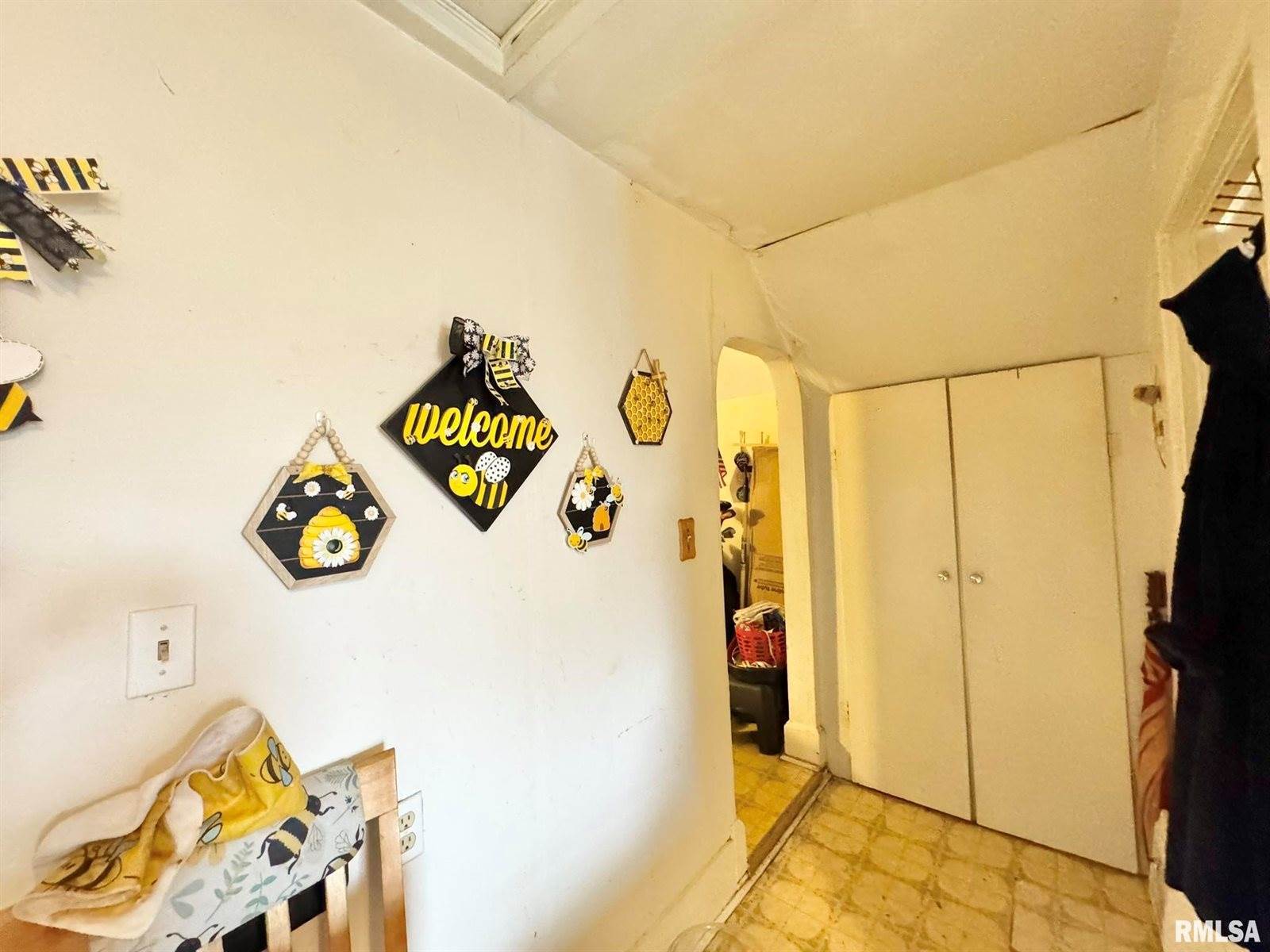 319 South Lincoln Avenue, Davenport, IA 52802