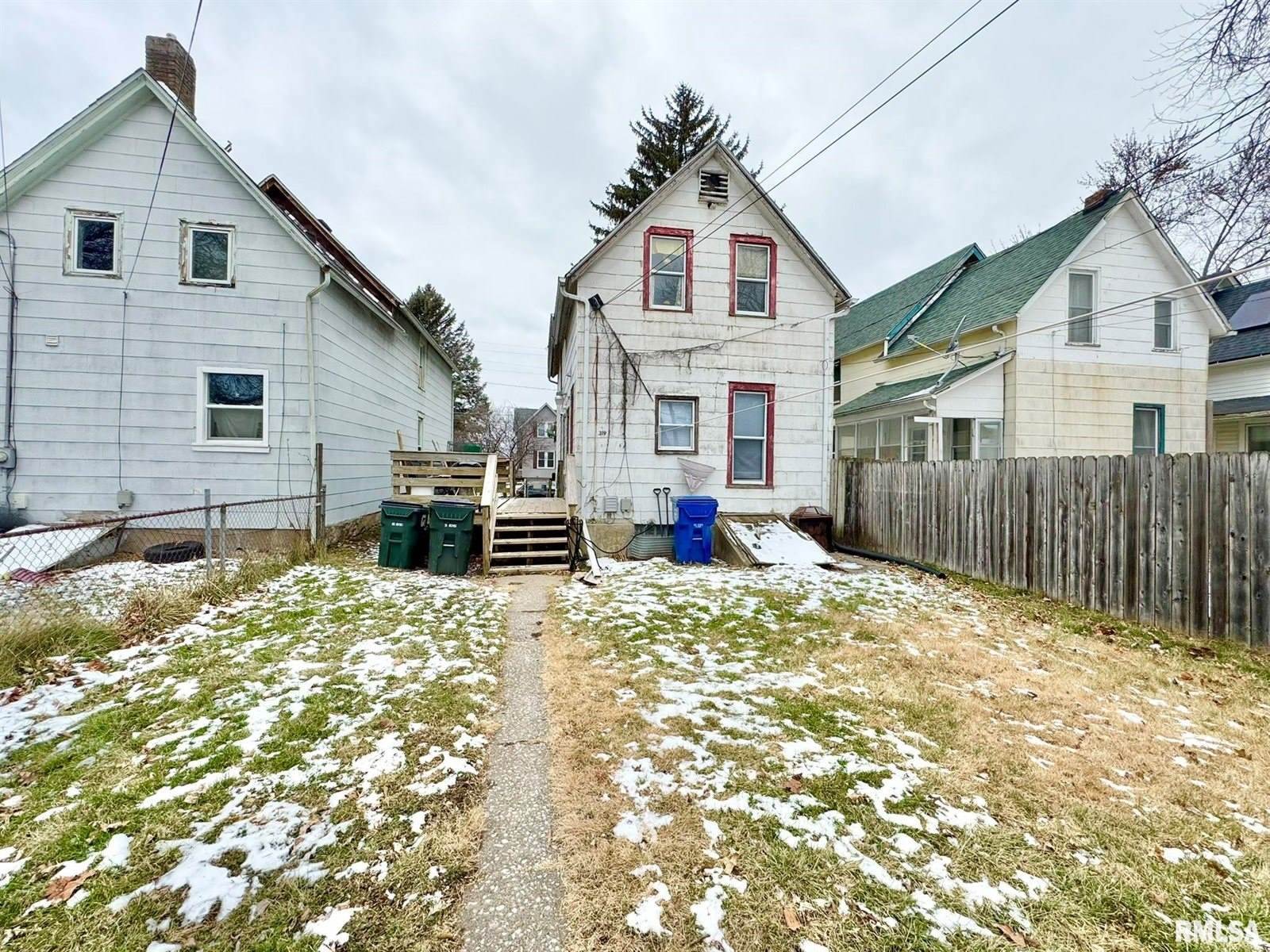 319 South Lincoln Avenue, Davenport, IA 52802