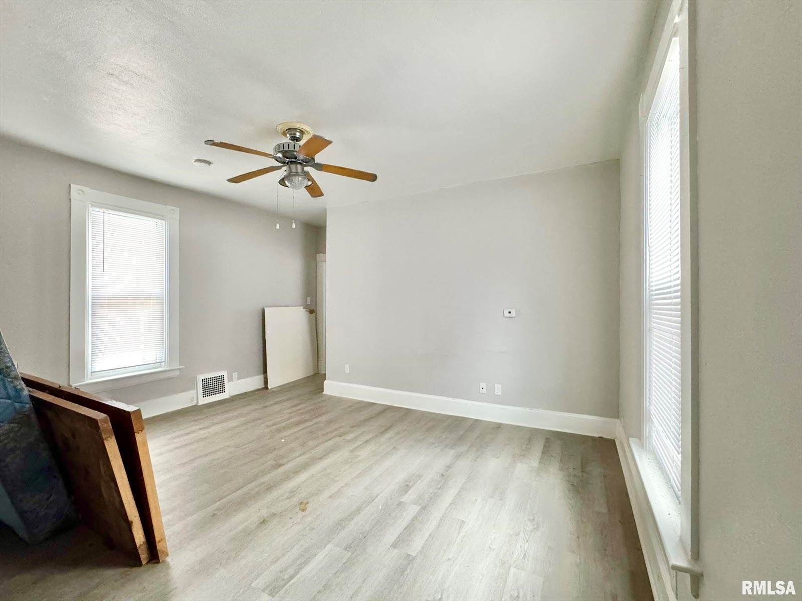 319 South Lincoln Avenue, Davenport, IA 52802