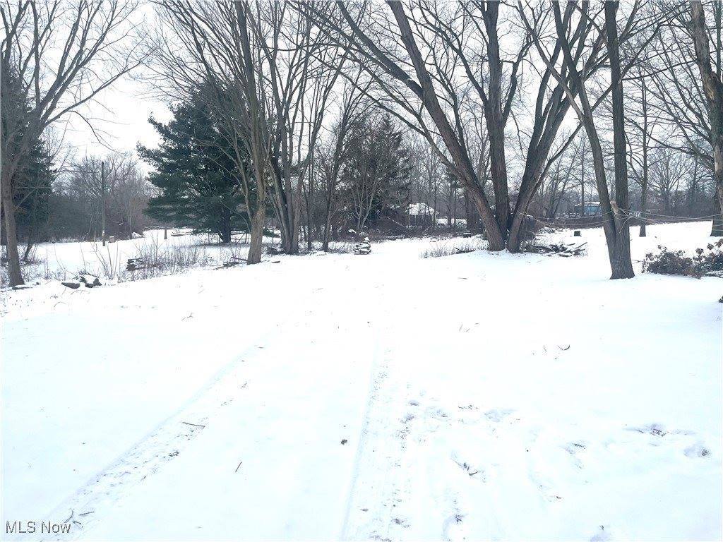 2760 Columbiana Road, New Springfield, OH 44443