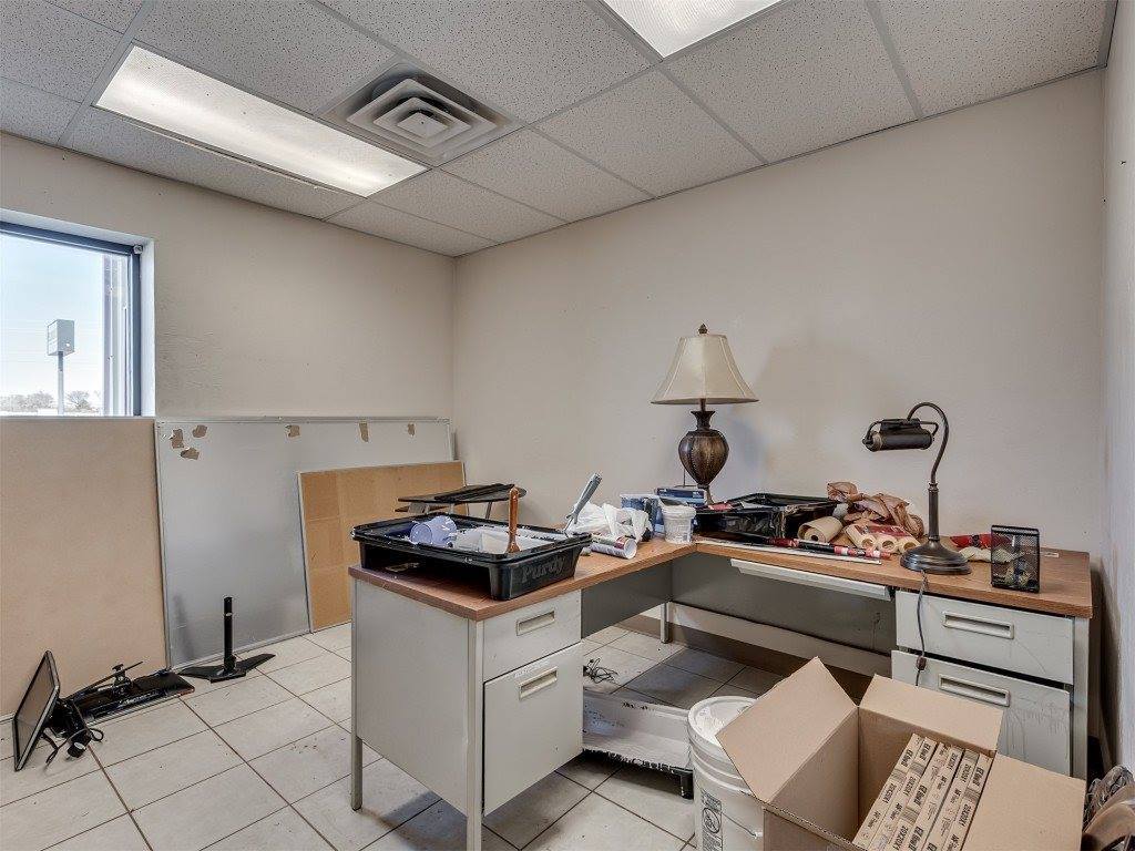 1602 Enterprise Road, Elk City, OK 73644