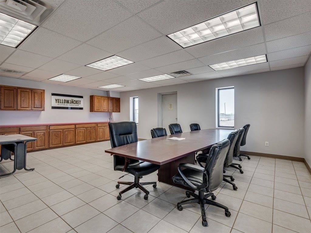 1602 Enterprise Road, Elk City, OK 73644