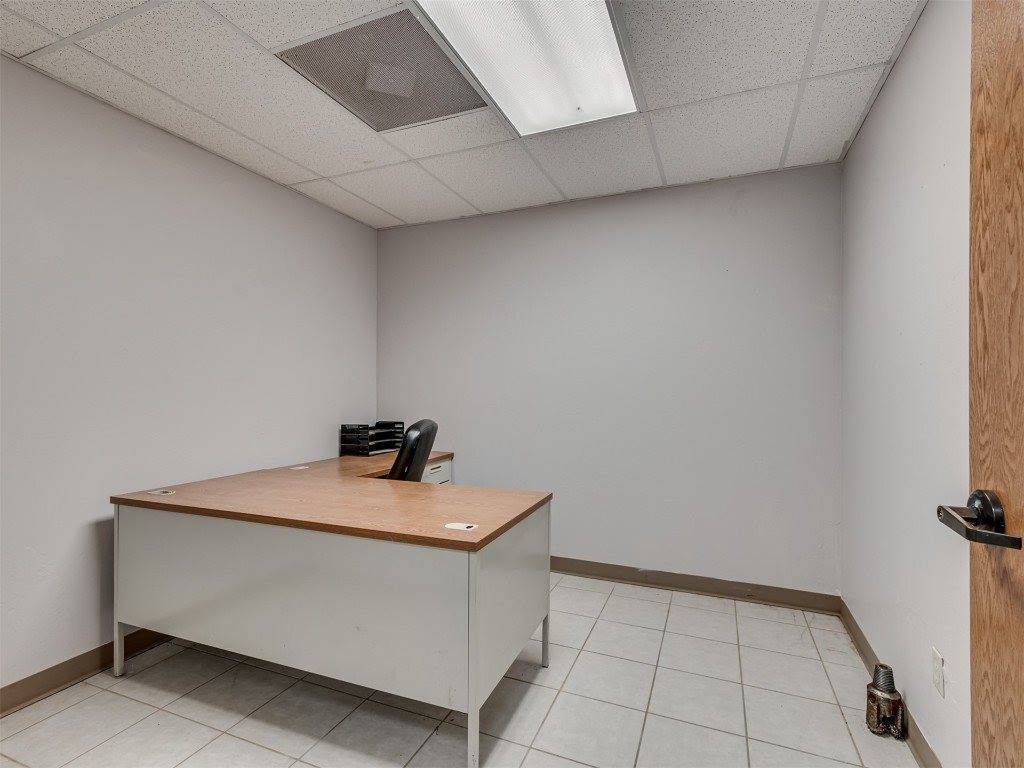 1602 Enterprise Road, Elk City, OK 73644