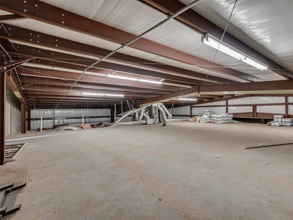 1602 Enterprise Road, Elk City, OK 73644