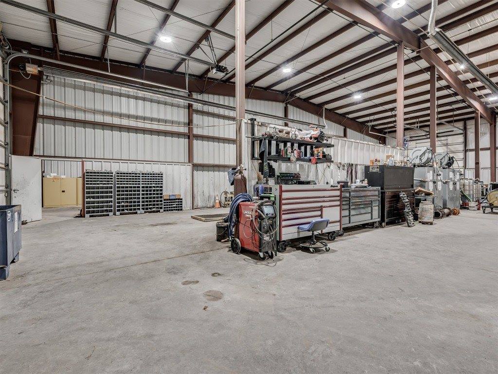 1602 Enterprise Road, Elk City, OK 73644