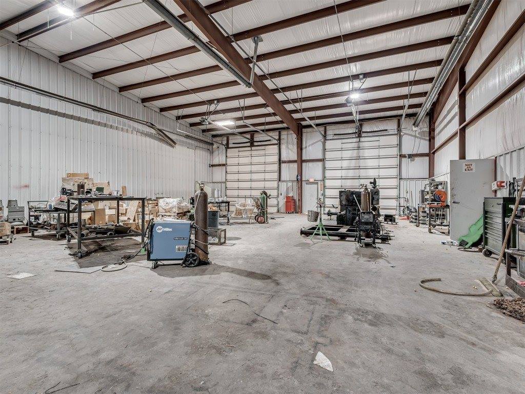 1602 Enterprise Road, Elk City, OK 73644