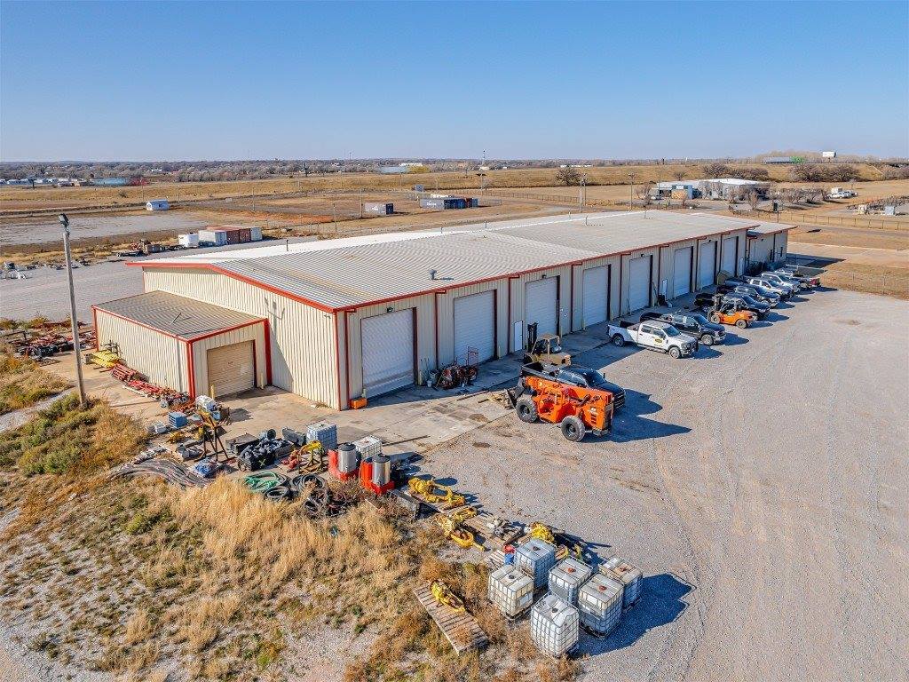 1602 Enterprise Road, Elk City, OK 73644