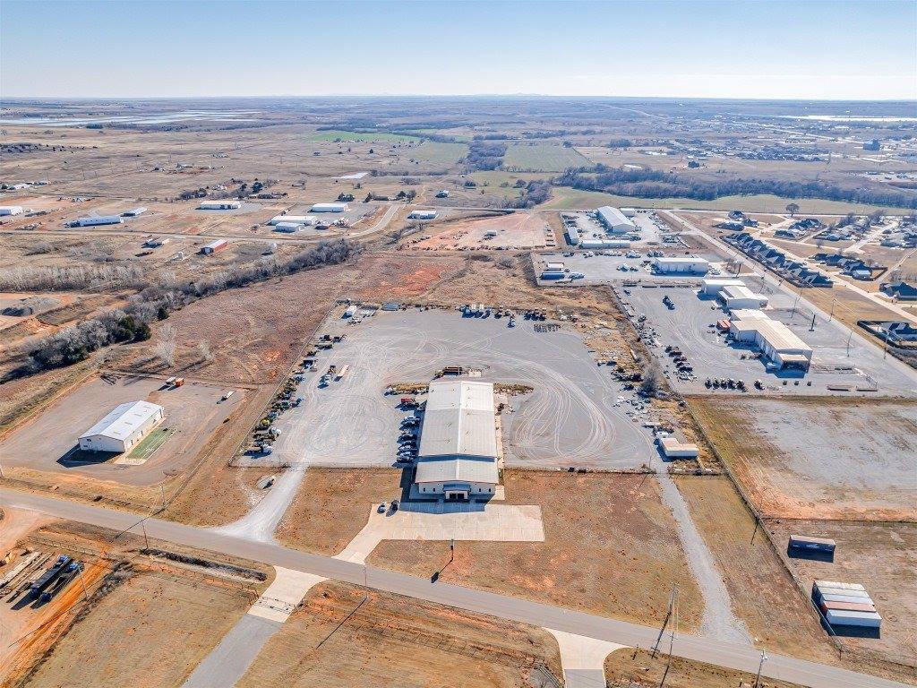 1602 Enterprise Road, Elk City, OK 73644