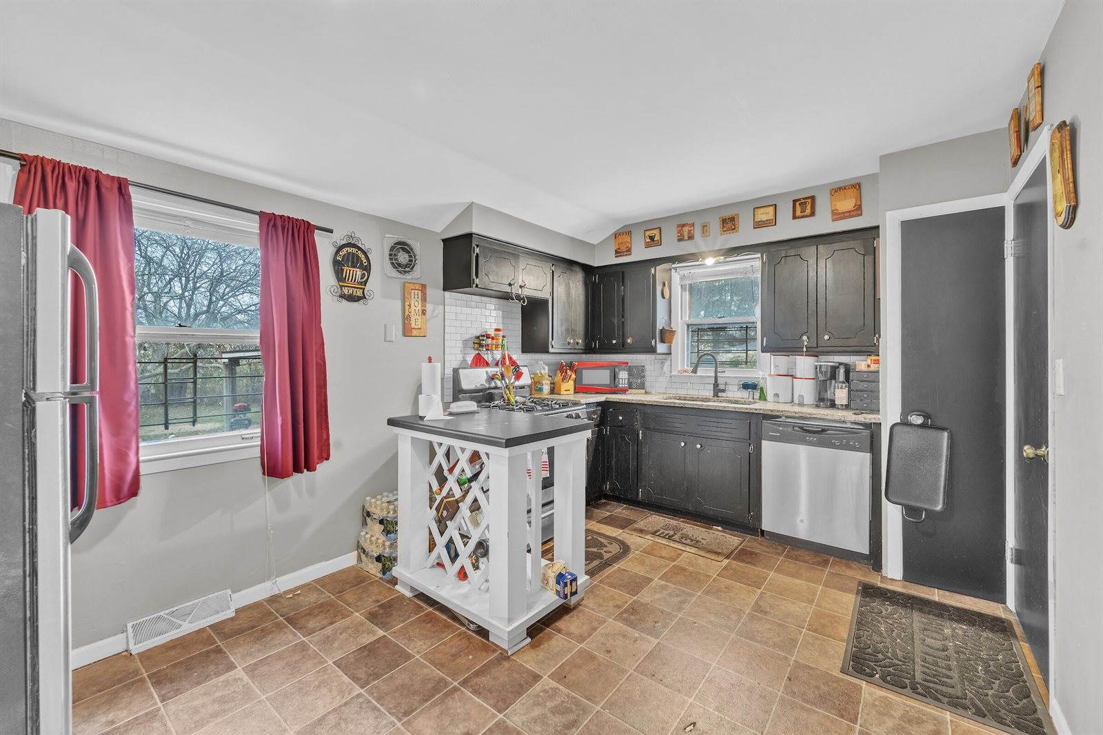 6344 North 86th Ct, Milwaukee, WI 53225