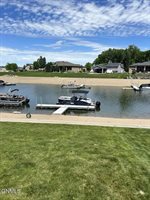 4014 South Bay Drive SE, Mandan, ND 58554