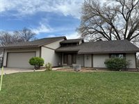 2713 West Bentbay Cir, Wichita, KS 67204