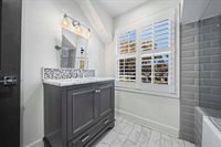 1259 West 67th Terrace, Kansas City, MO 64113