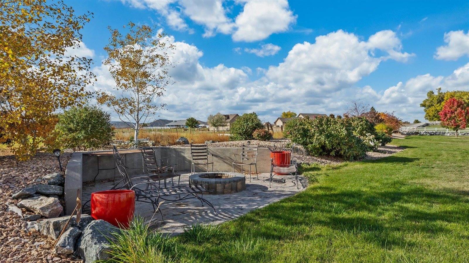 1516 13 Road, Loma, CO 81524