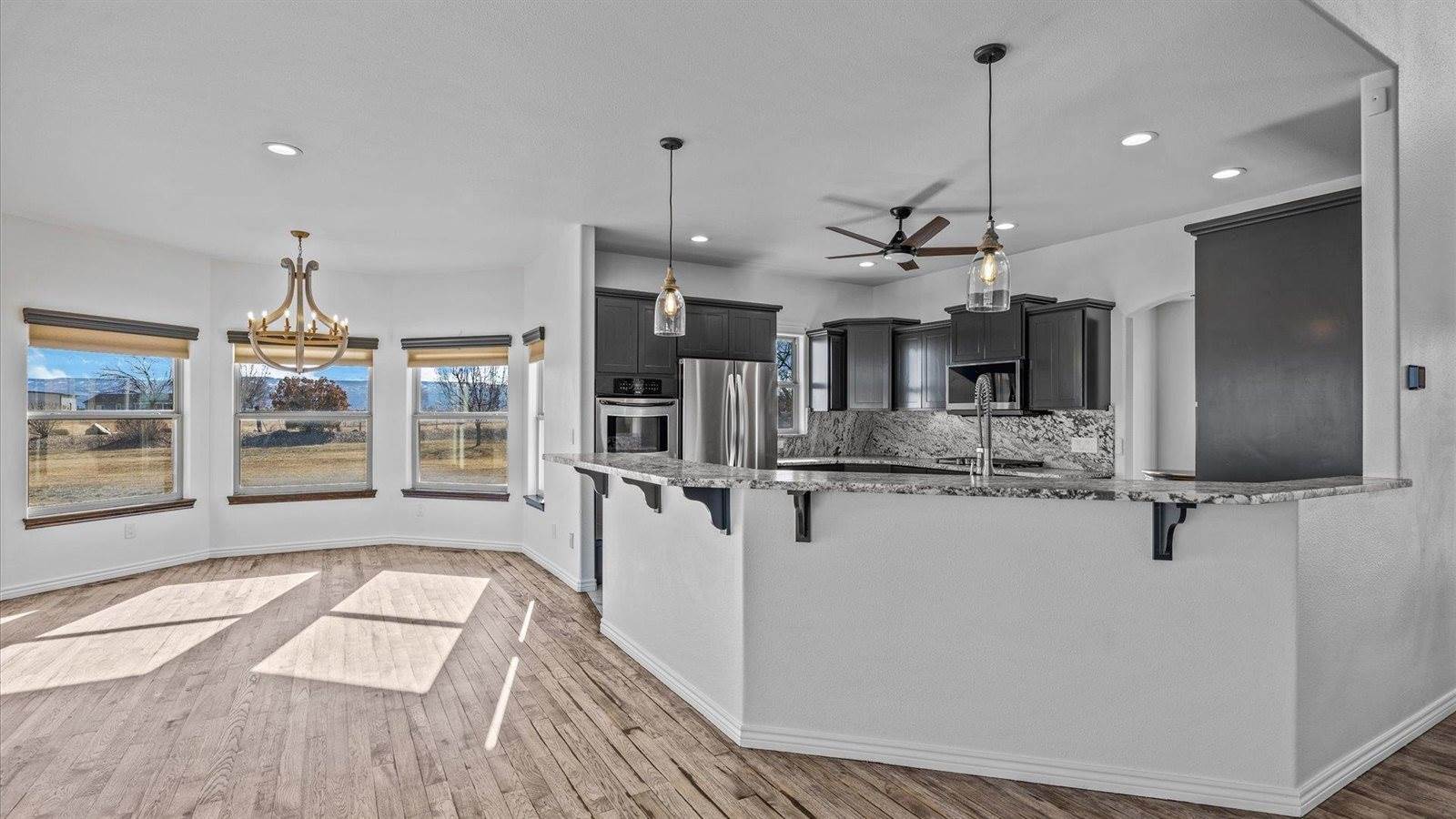 1516 13 Road, Loma, CO 81524