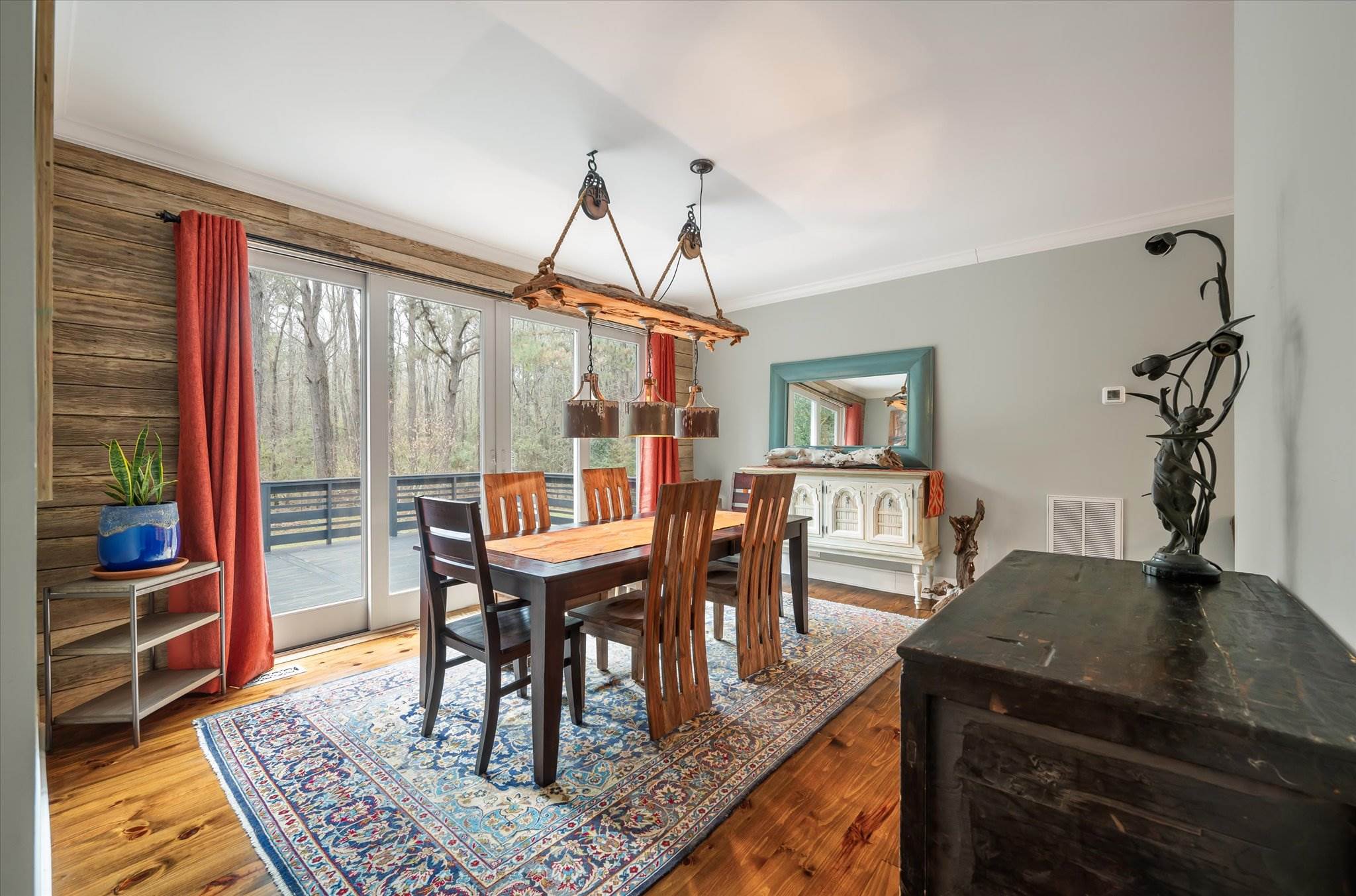 1575 Tacky Point Road, Wadmalaw, SC 29487