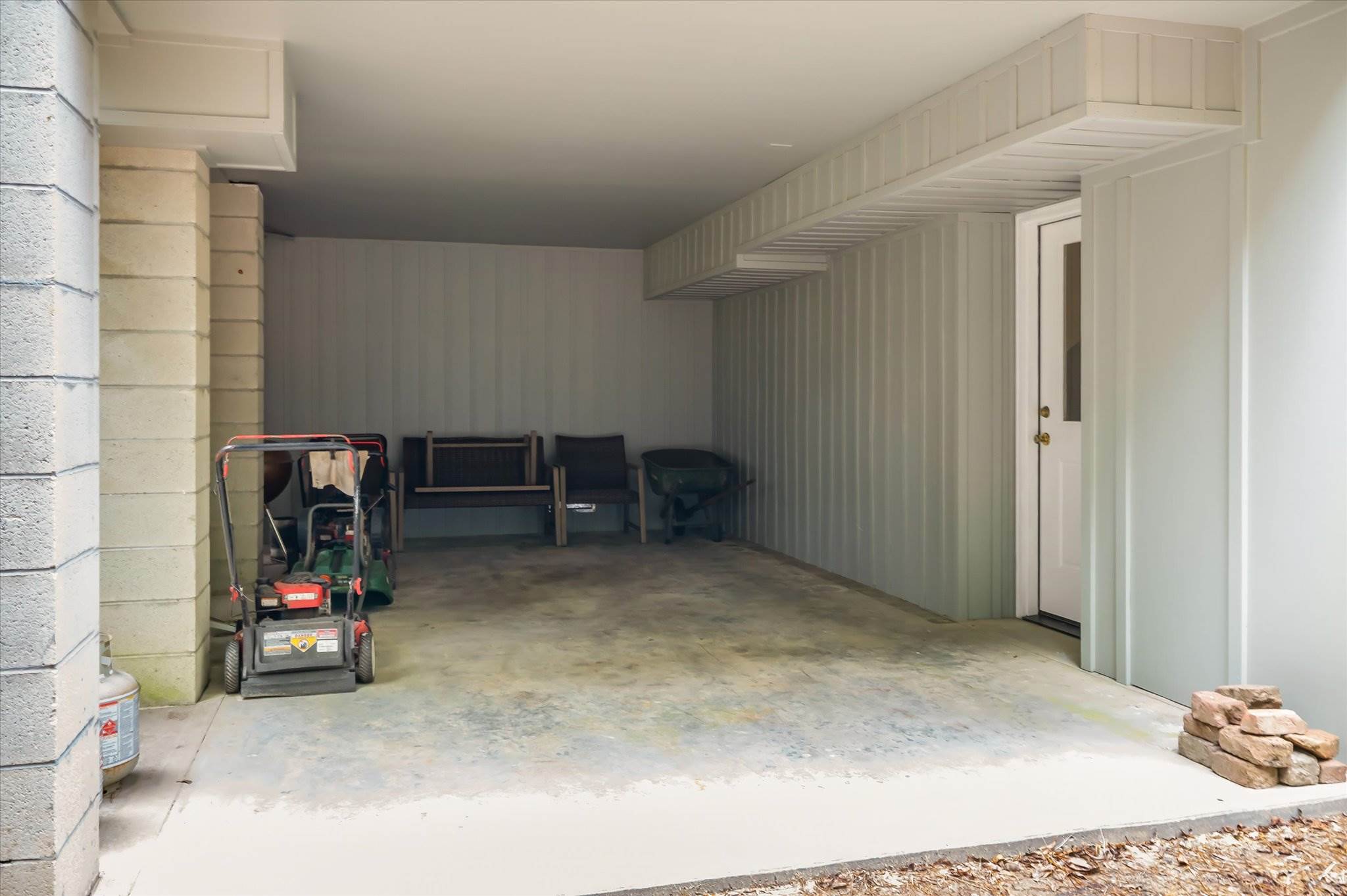 1575 Tacky Point Road, Wadmalaw, SC 29487