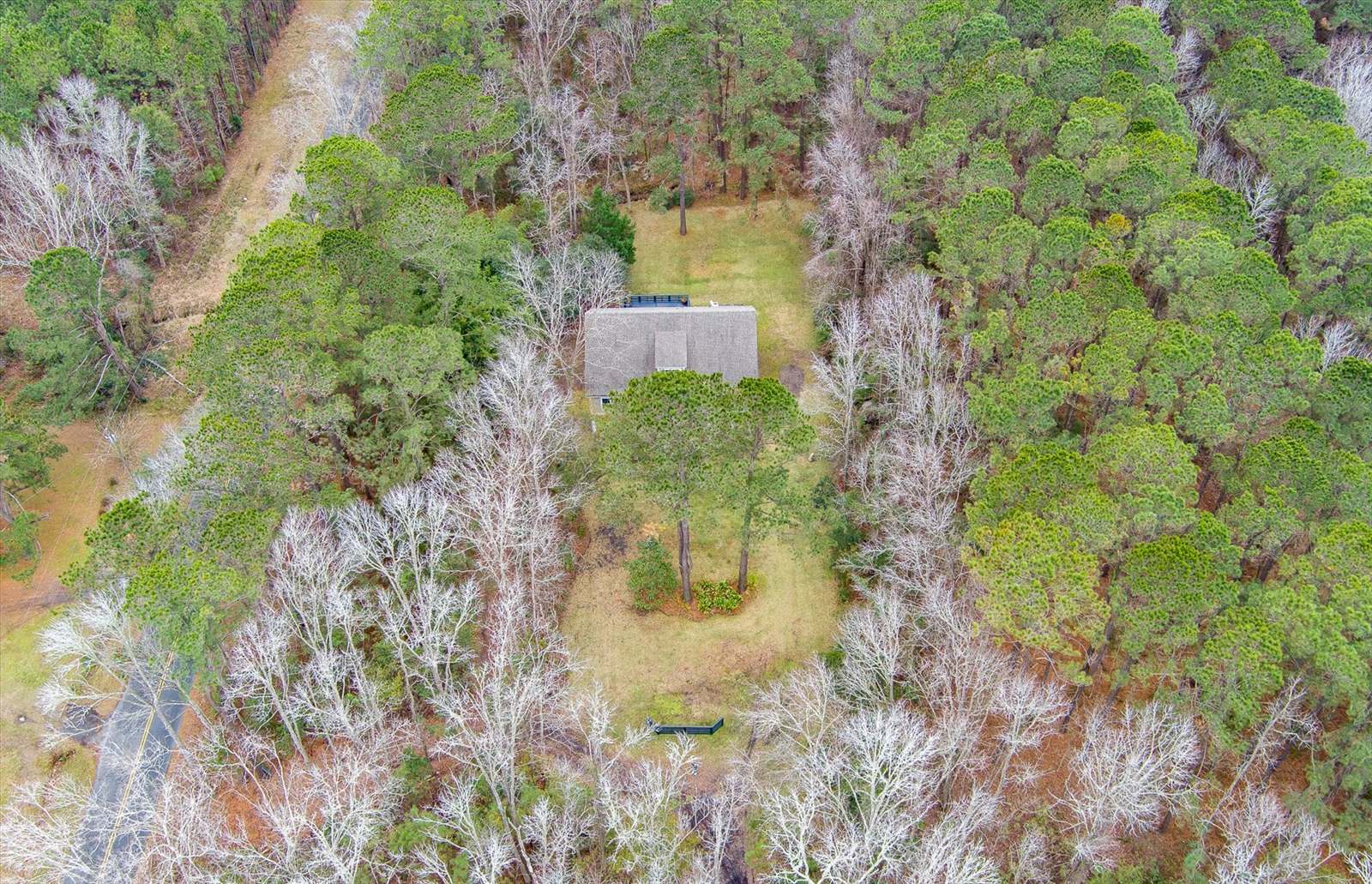 1575 Tacky Point Road, Wadmalaw, SC 29487