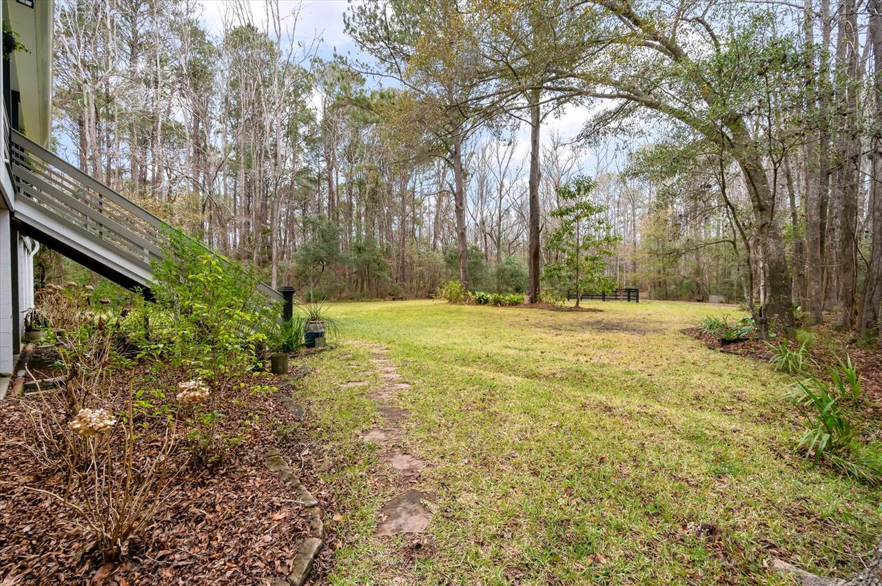 1575 Tacky Point Road, Wadmalaw, SC 29487