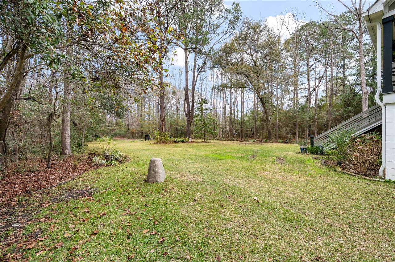1575 Tacky Point Road, Wadmalaw, SC 29487