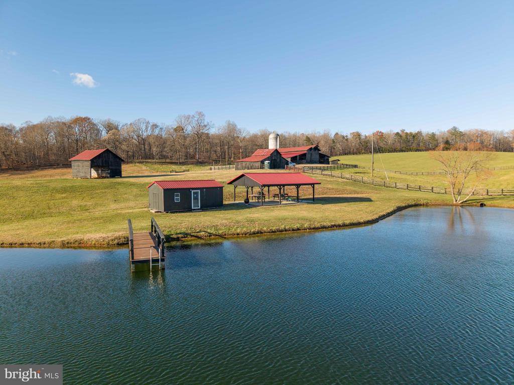 2427 S Blue Ridge Turnpike, Rochelle, VA 22738