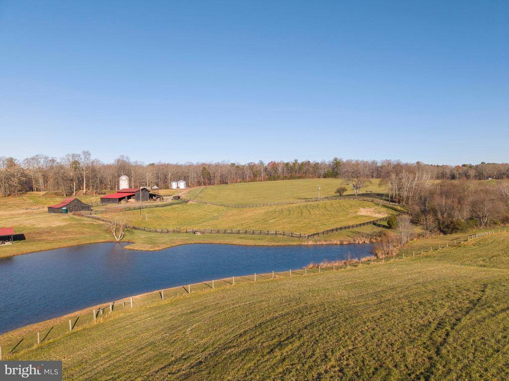 2427 S Blue Ridge Turnpike, Rochelle, VA 22738