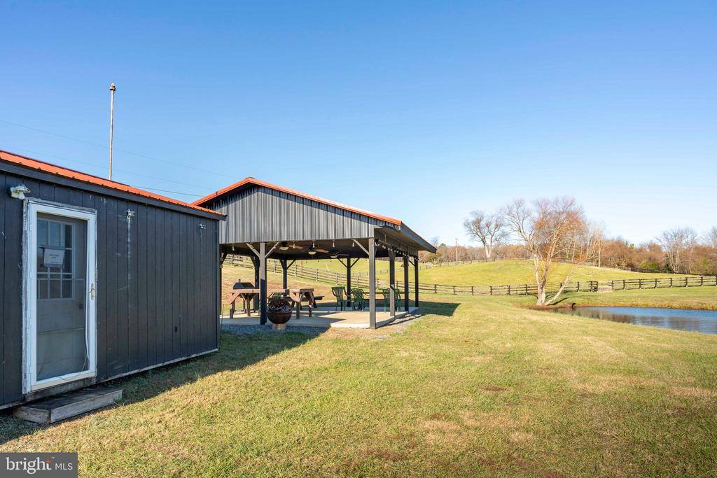 2427 S Blue Ridge Turnpike, Rochelle, VA 22738