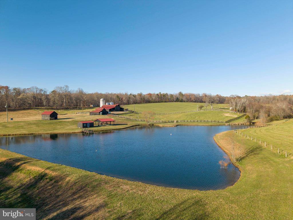 2427 S Blue Ridge Turnpike, Rochelle, VA 22738