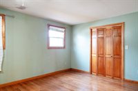 976 Thorndike St, New Bedford, MA 02745