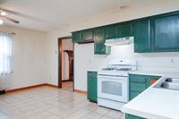 976 Thorndike St, New Bedford, MA 02745