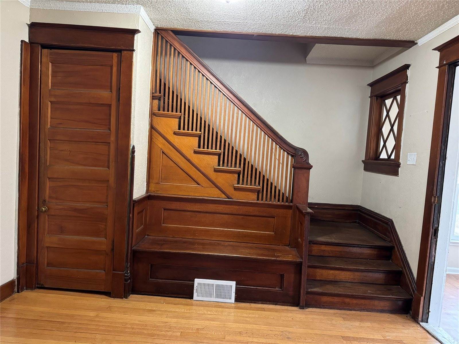 2810 Brattleboro Avenue, Des Moines, IA 50311