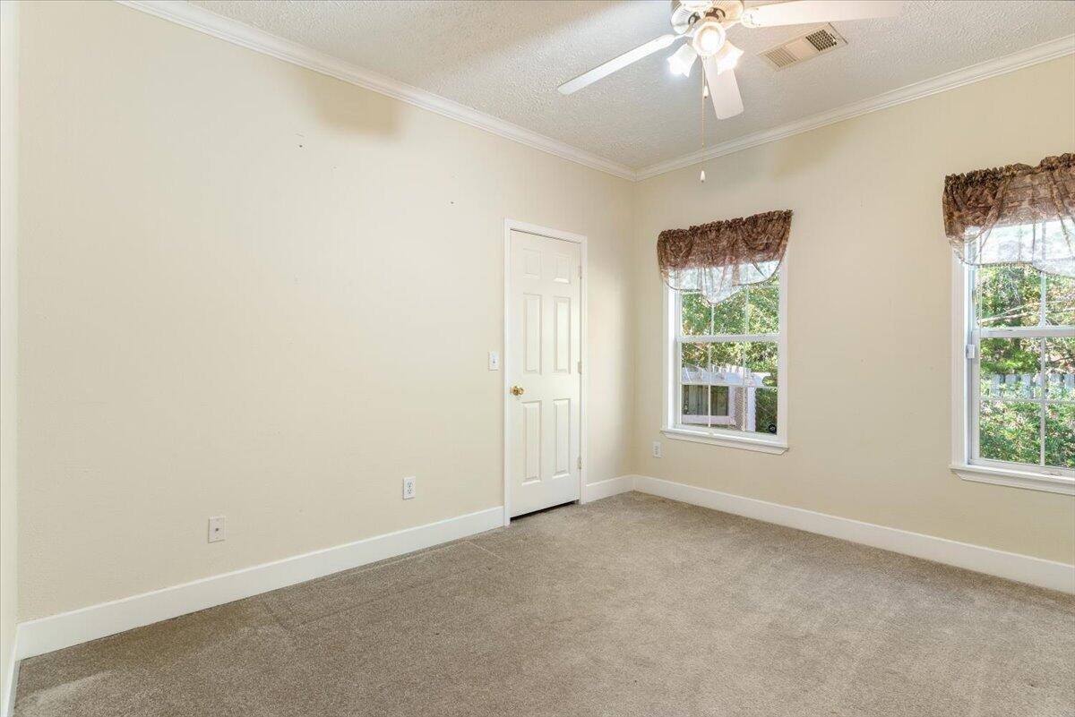 2941 Ferris Drive, Navarre, FL 32566