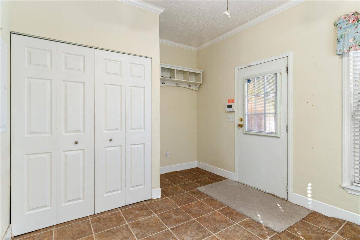 2941 Ferris Drive, Navarre, FL 32566