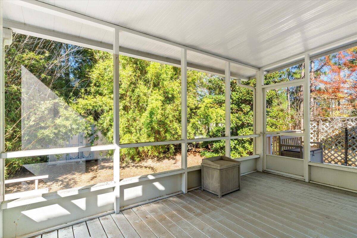 2941 Ferris Drive, Navarre, FL 32566