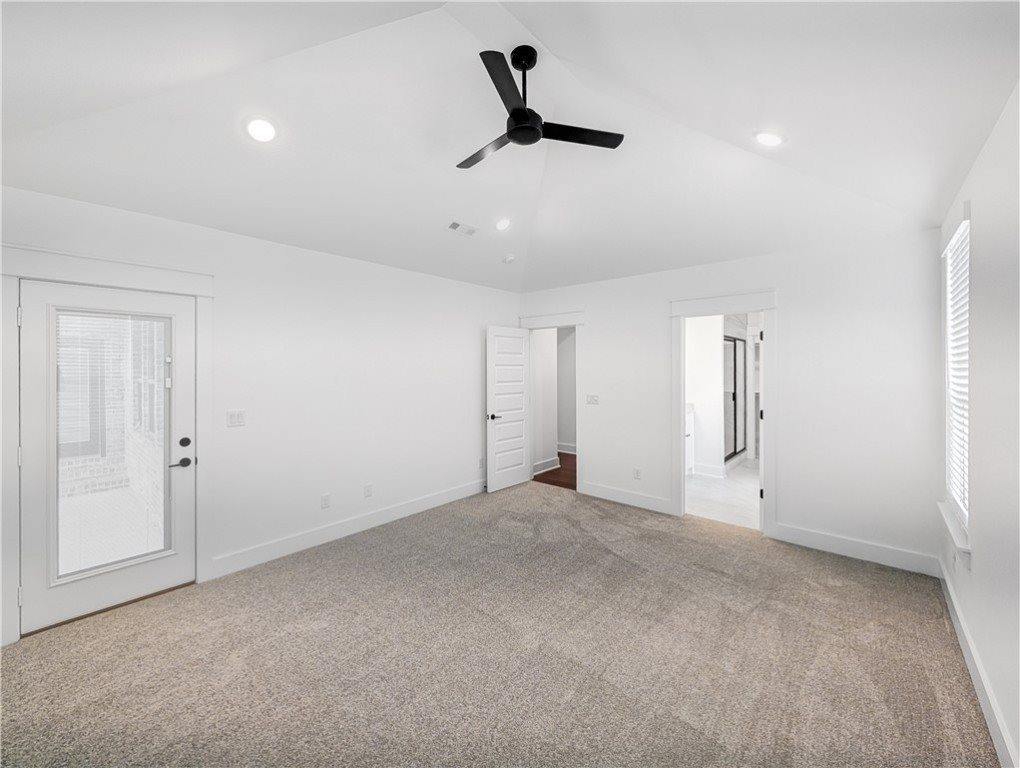 7945 Teton Trail Avenue, Springdale, AR 72762