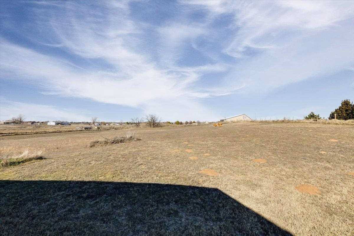 8096 NE Watts Rd, Fletcher, OK 73541