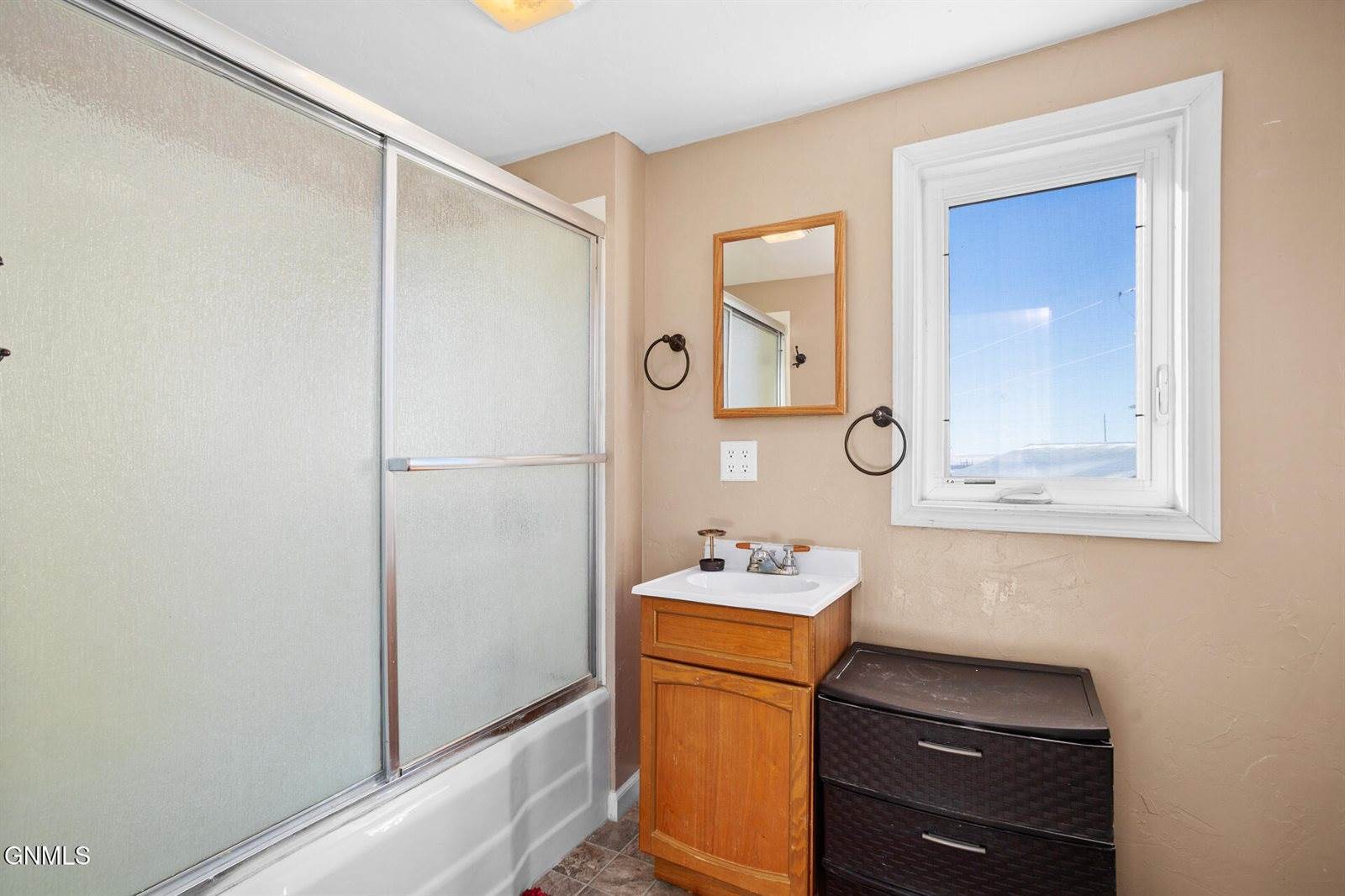 6109 141st Avenue NW, Williston, ND 58801