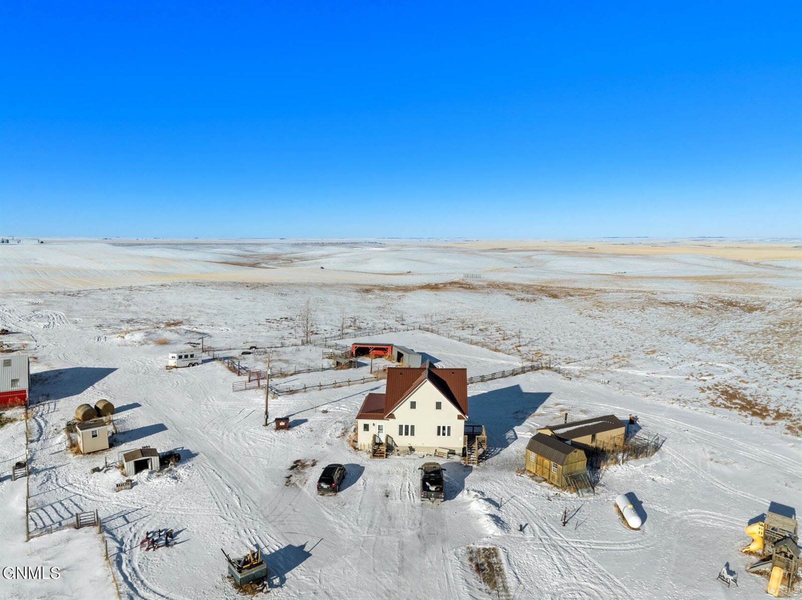 6109 141st Avenue NW, Williston, ND 58801