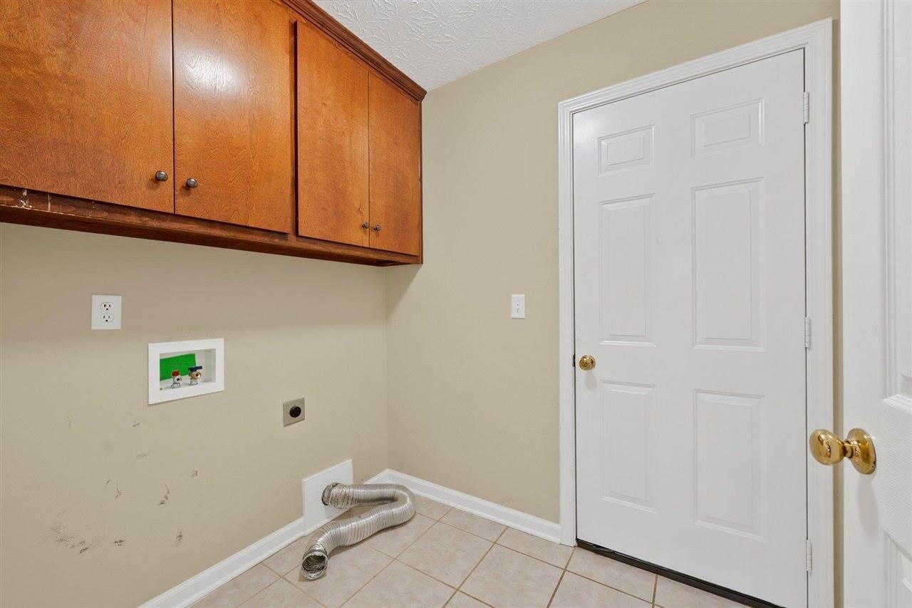 740 Muirfield Circle, Bowling Green, KY 42104