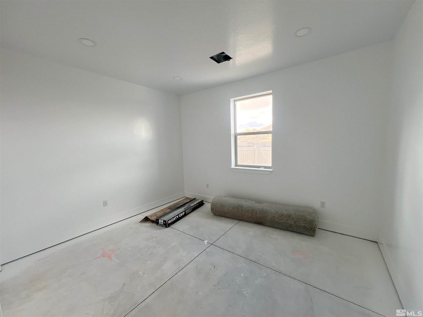 5970 Packsaddle Rd, Winnemucca, NV 89445