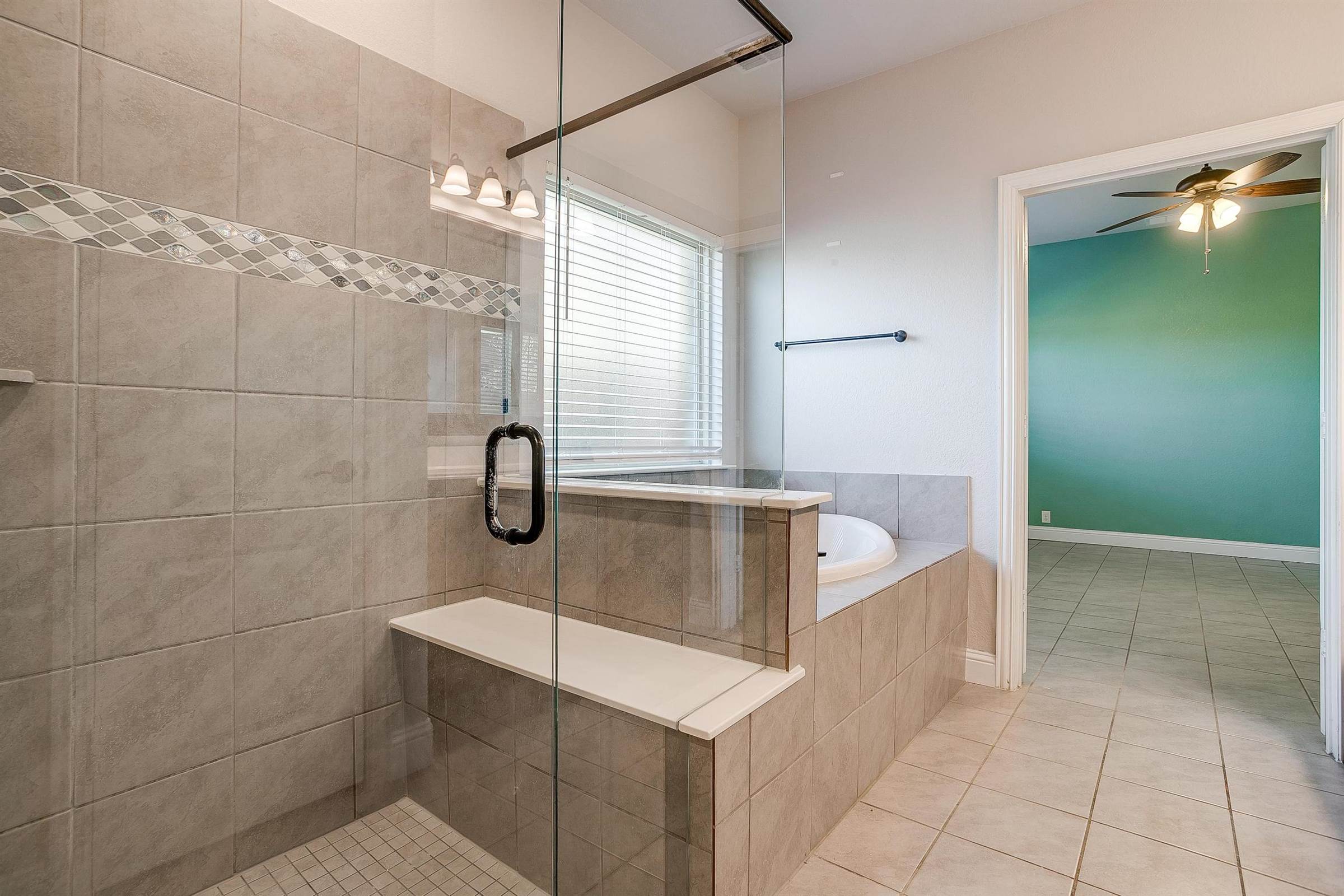 1004 Austin Drive, Godley, TX 76044