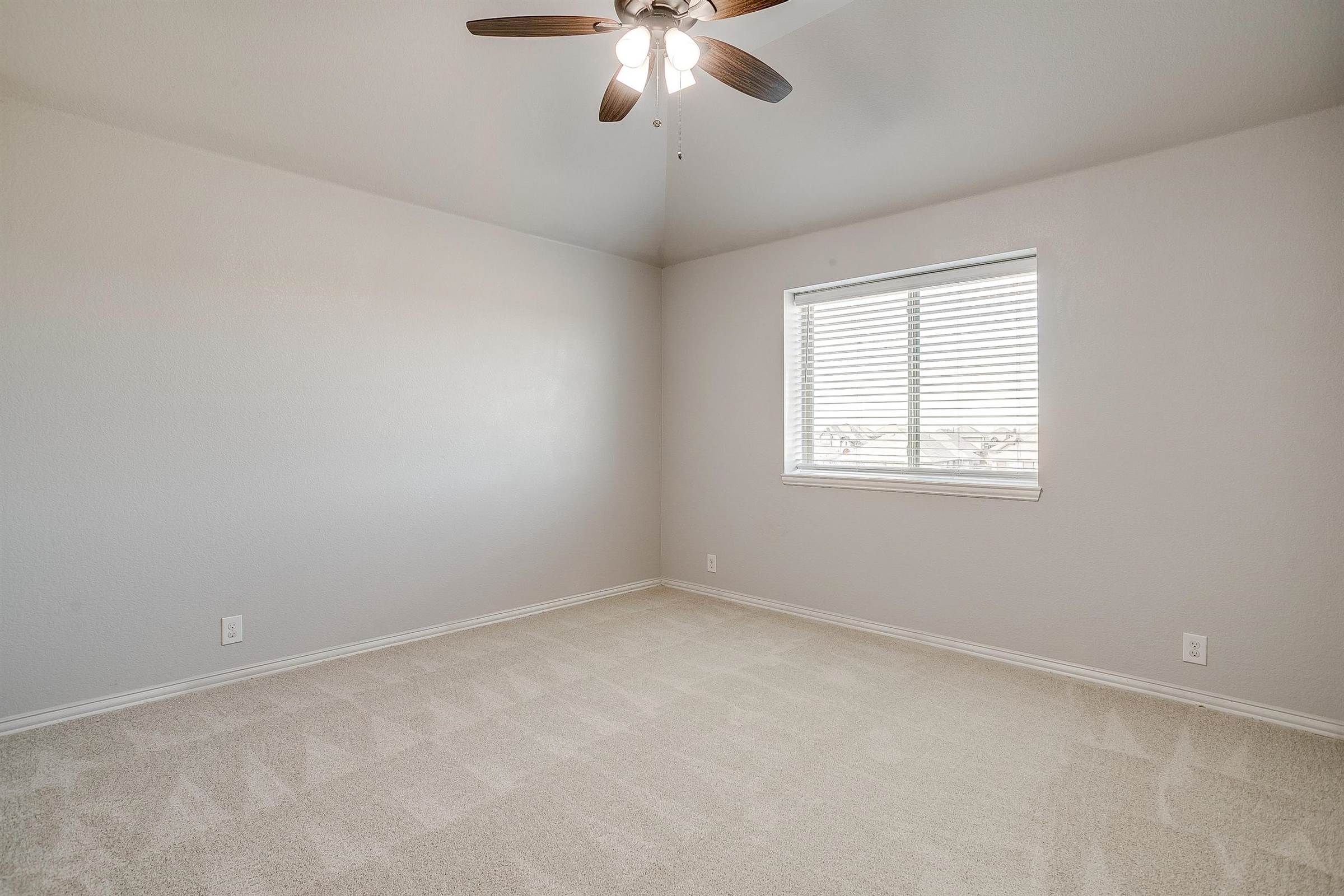 1004 Austin Drive, Godley, TX 76044