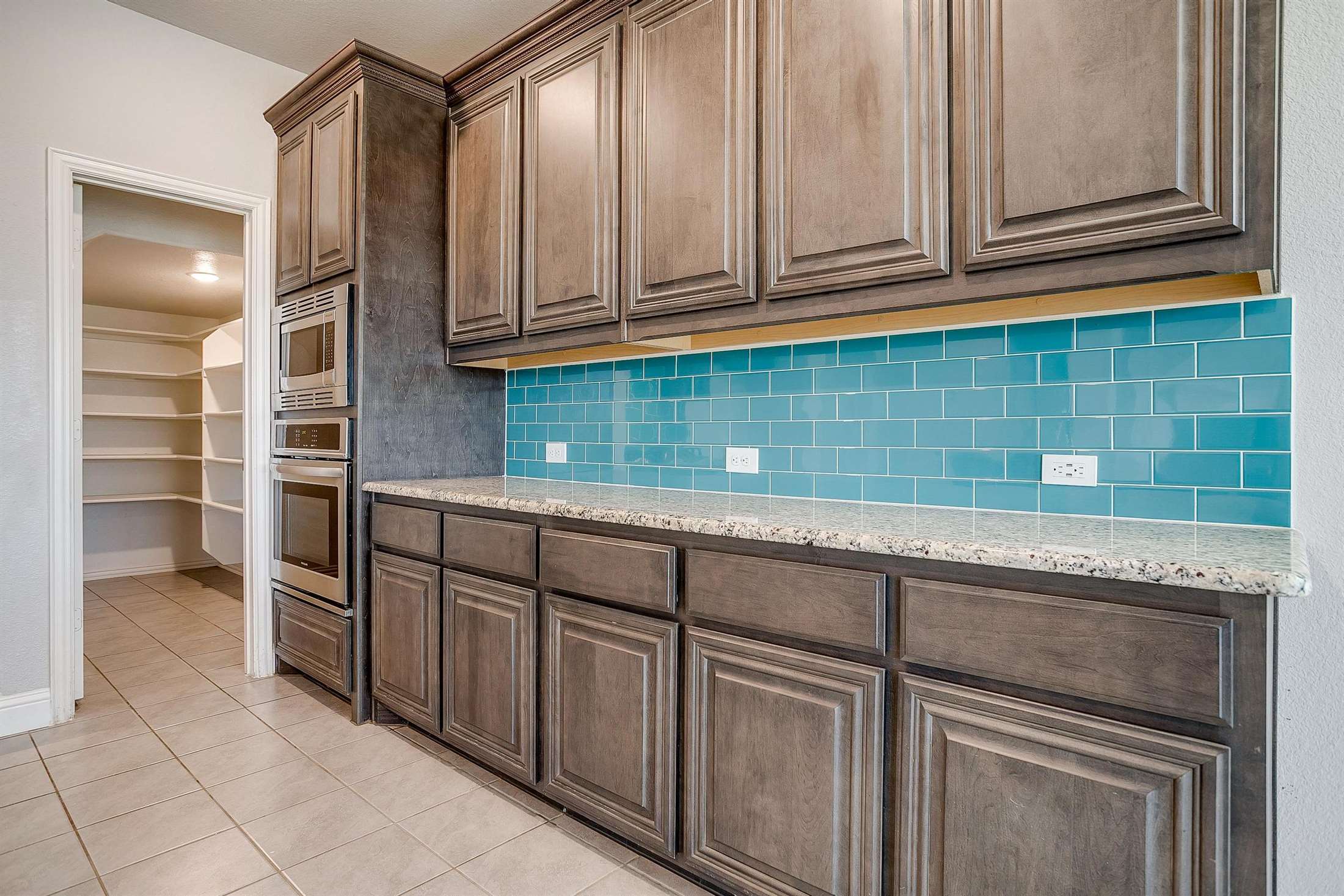 1004 Austin Drive, Godley, TX 76044