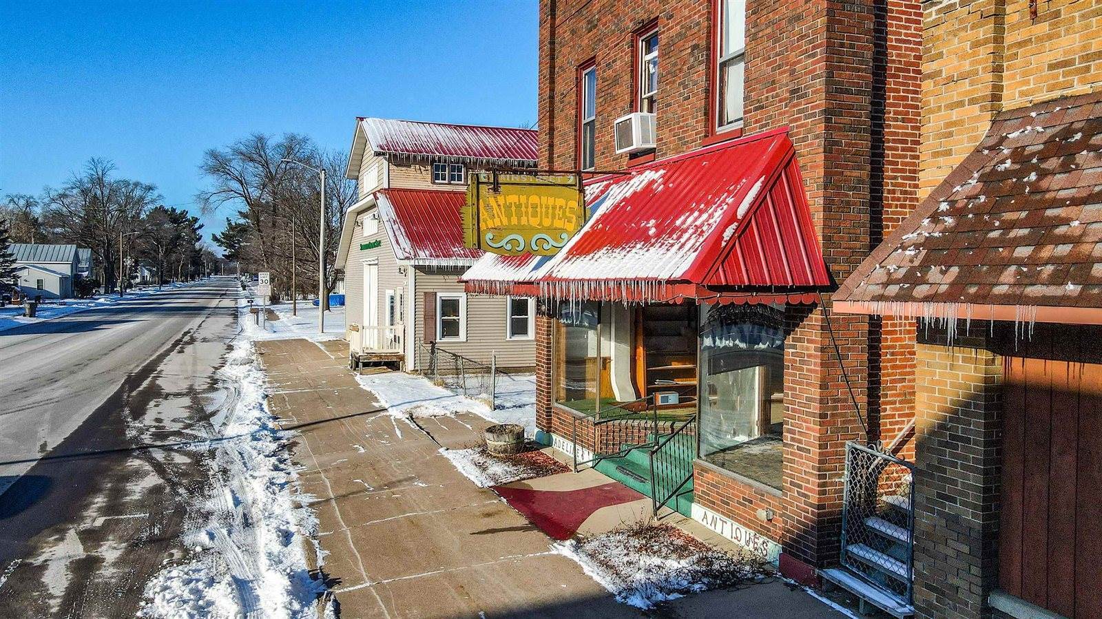 340 N Main Street, Scandinavia, WI 54977