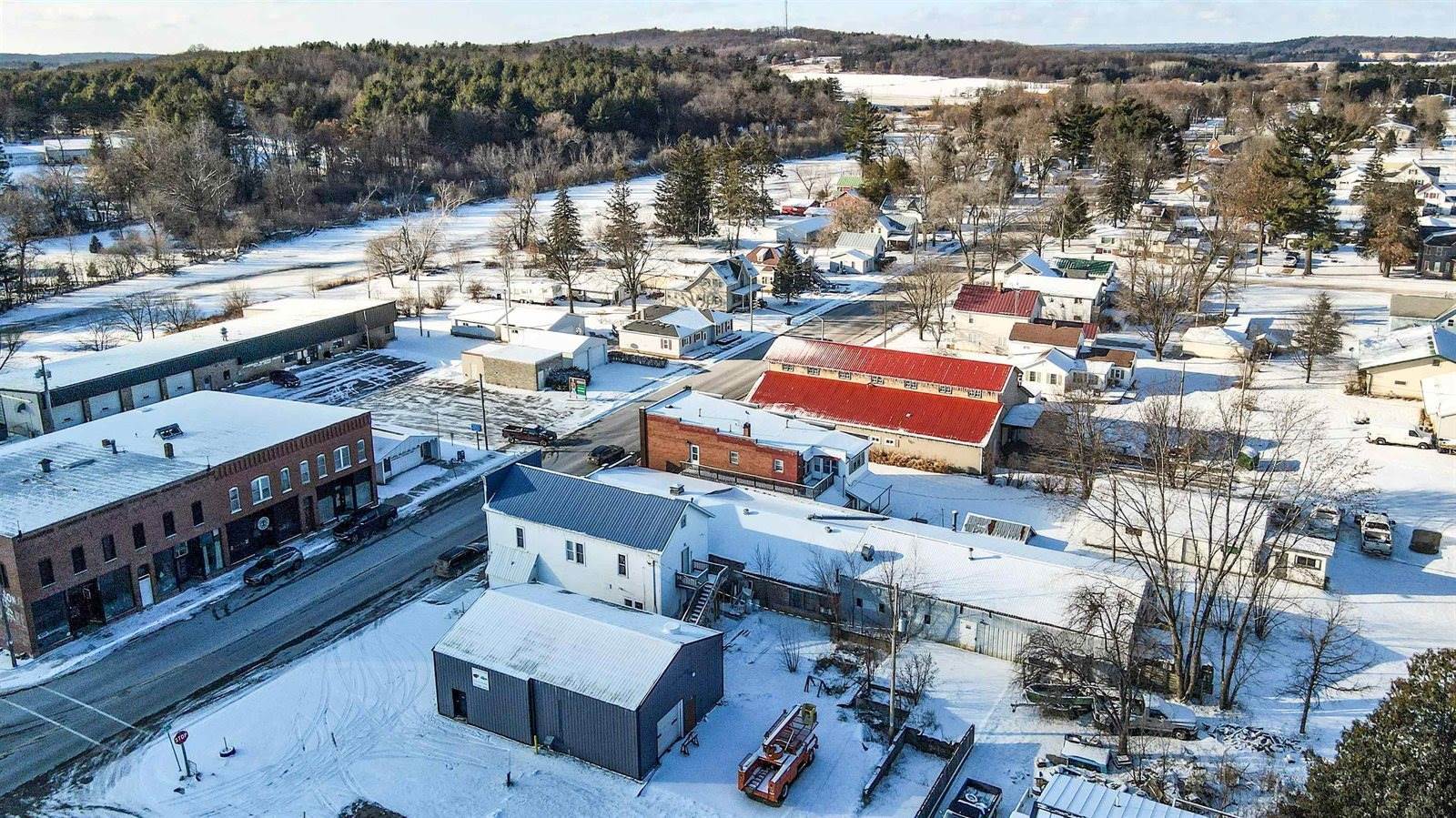 340 N Main Street, Scandinavia, WI 54977